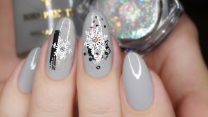 Зимний маникюр с водными слайдерами (обычный лак)