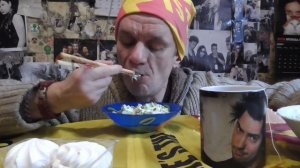 мукбанг чай индус пюрешочка скотлеткой салат огученый салат и зефир