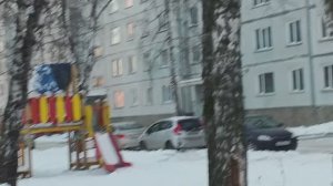 Прогулка с внучкой / парк / горка