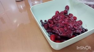 ВАРЮ КОМПОТ. ЛЕТО В КАСТРЮЛЯХ.