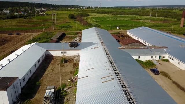 Световентиляционный фонарь КСВ-1 ООО «ПСК Светстрой» на этапе установки.