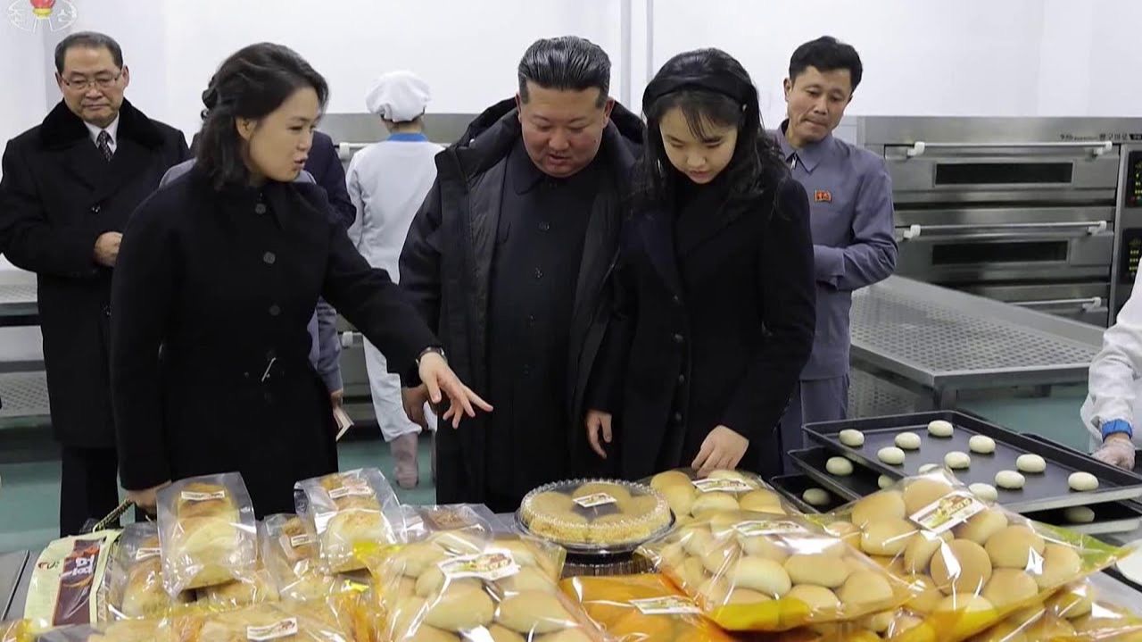 Церемония открытия промышленных предприятий и развлекательного комплекса. смотреть онлайн