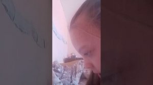 сижу в анином телефоне.