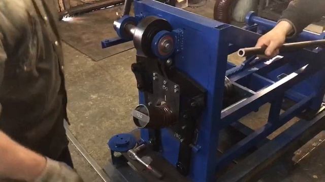 Гофроколено RM-140 процесс работы смотреть онлайн