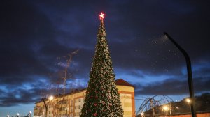 Подготовка города к новогодним праздникам