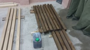 Как защитить деревянный стеллаж в гараже от грибка и плесени