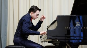 И.С.Бах: Хроматическая фантазия и фуга d-moll, С.Рахманинов: этюды-картины ор.33 g-moll, cis-moll