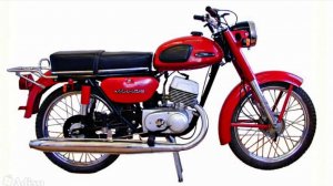 Будущий мотоцикл Минск 1980 г ММВЗ-3.112. с колёса выбрал более современные чем стояли с завода.