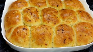 Булочки луковые дрожжевые