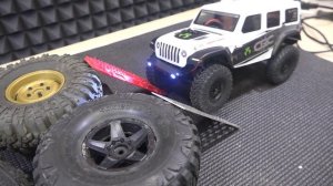 Axial scx24, обзор машинки на пульте