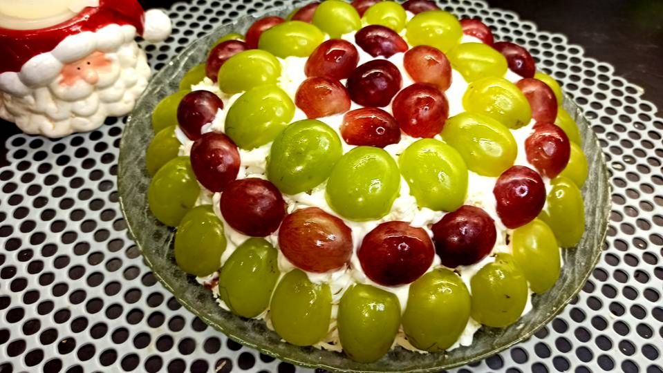 Самый вкусный Салат на любой праздничный стол! Салат Тиффани с курицей и виноградом!