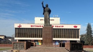 Пешком по центру Нальчика Проспект Ленина 17 декабря 2025