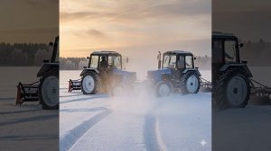 два трактора