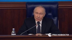 Украинская армия стремительно деградирует, заявил Путин