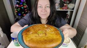 Мукбанг Осетинские пироги с красной рыбой, с картошкой и зеленым луком.