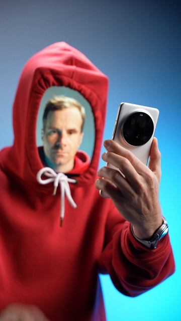 Разблокировка лицом: AI Face Unlock и 3D Face ID смотреть онлайн