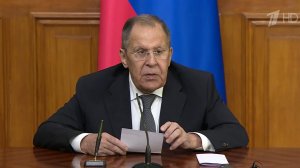 Глава МИД России Сергей Лавров провел встречу с коллегой из Ирана Аббасом Аракчи.