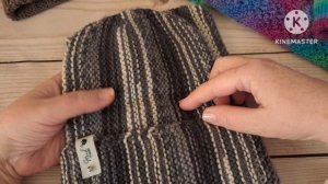 Вязаные шапочки в моем гардеробе.