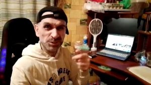 Уличный бомж, который живёт в подвале!