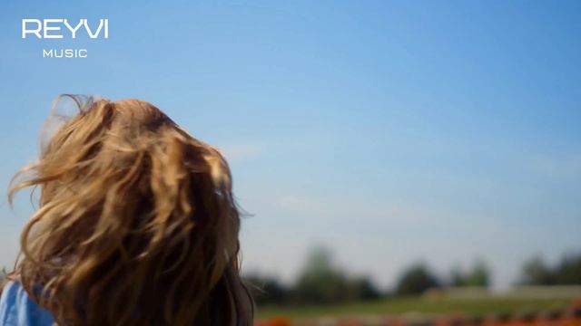 REYVI - Plus Jamais Toi (New Retro Disco 2025)_Full HD смотреть онлайн