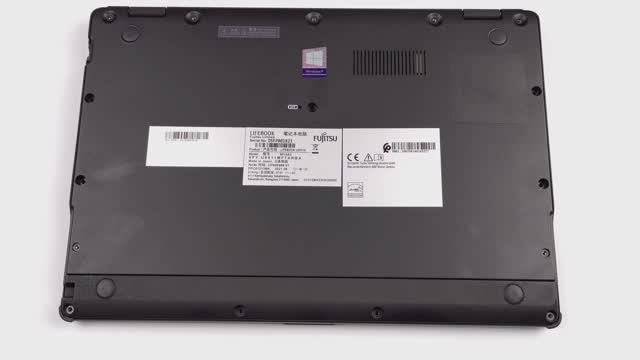 Разборка ноутбука Fujitsu LifeBook U9311X смотреть онлайн