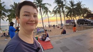 Показали ДРУЗЬЯМ наш любимый Джомтьен! Пробуем тайские ВКУСНЯШКИ) Пляж Донг Тан и Паттайя парк! Влог