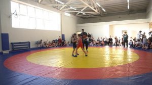 Борьба за 3 место! Вес 32 кг. 2014-2015 г.р. Долгов Кирилл (Новокубанск)-Джиоев Марат (Армавир)