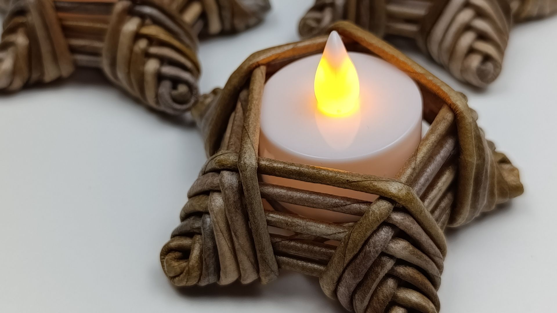 Обмотка подсвечника шпагатом