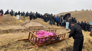 10-летнего Кобилджона похоронили. Тело убитого мальчика предали земле на кладбище в Шахринаве.