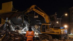 Губернатор Воробьев: устаревшие нестационарные ларьки убирают в Подмосковье