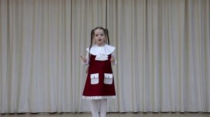 А.Барто "В театре" 
читает Бабыч Татьяна