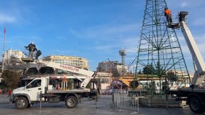 Ялта. Московская, Киевская ул. Скоро НГ! Короткие городские зарисовки,ноябрь 2025. Крым.Crimea.Yalta