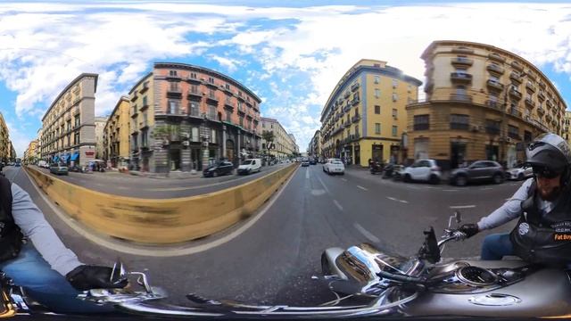 8 мая 2024, выгрузка порт Неаполя и сумасшедший трафик по городу до отеля, 360°, ч.37, [HD 4K]