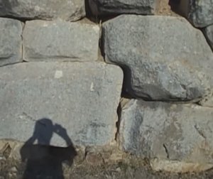 Одинаковая полигональная кладка в Хаттусе и Перу. Львиные ворота