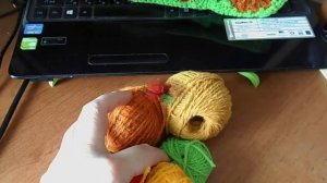 Коврик-сидушка крючком. Пряжа.