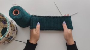 рукоделие/ готов пуловер/ начала шапку/косметички с вышивкой