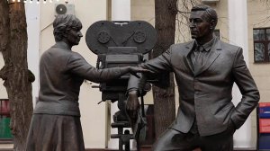 В Москве открыли памятник создателям фильма "Семнадцать мгновений весны".