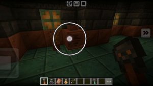 я строил дом делал шахту и увидел какуету огромную постройку сконьёном. И я стал багачом