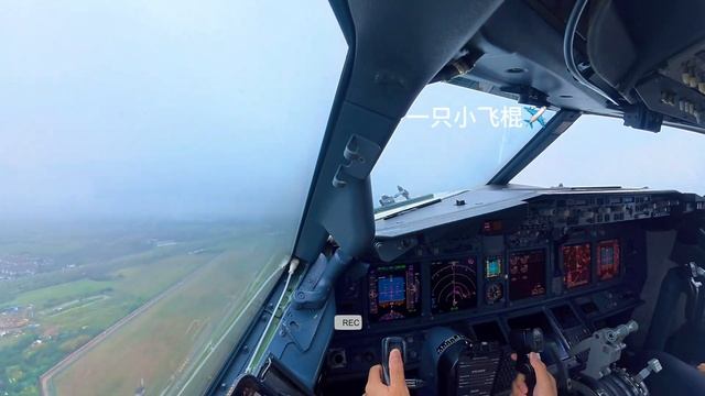 Взлет самолета, вид с кокпита @25653364681 Дзен. Залипуха