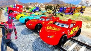 🚗 Человек-паук Маккуин против Мак Трака, Круз Рамирес может остановить поезд