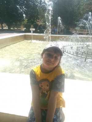 я играю в 5 начей с тимохай 4 школа