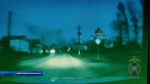 Полицейские спасли женщину из загоревшегося дома