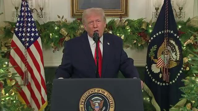 Трамп объявляет о выплатах ‘дивидендов воина’ военнослужащим США, 18 декабря 2025 года