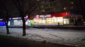 Оренбург Предновогодняя прогулка по ул Чкалова Видео Виктор Поживин 18.12.25