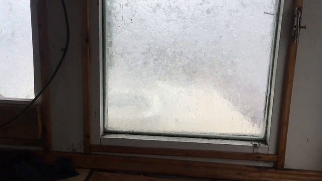 По водохранилищу в шторм