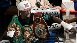 Непобежденный чемпион мира по боксу Кроуфорд завершил карьеру