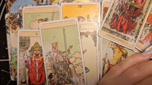 ТАРО РАСКЛАД\ ОТ КОГО ЧТО ОЖИДАТЬ?!