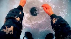 РЫБОЛОВНЫЙ ПЕШИЙ ПОХОД К РЕКЕ _ ОПАСНЫЙ ЭКСТРЕМАЛЬНЫЙ ЛЁД _ ЖОР ЩУКИ НА ЖЕРЛИЦЫ