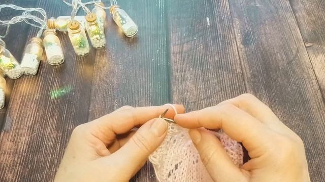 Великолепный узор спицами для кофточек,футболок,юбочек... смотреть онлайн