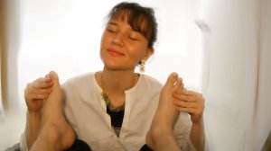 АСМР ТАЙКА СДЕЛАЕТ ТЕБЕ МАССАЖ НОГ, НО У ТЕБЯ ГРИБОК